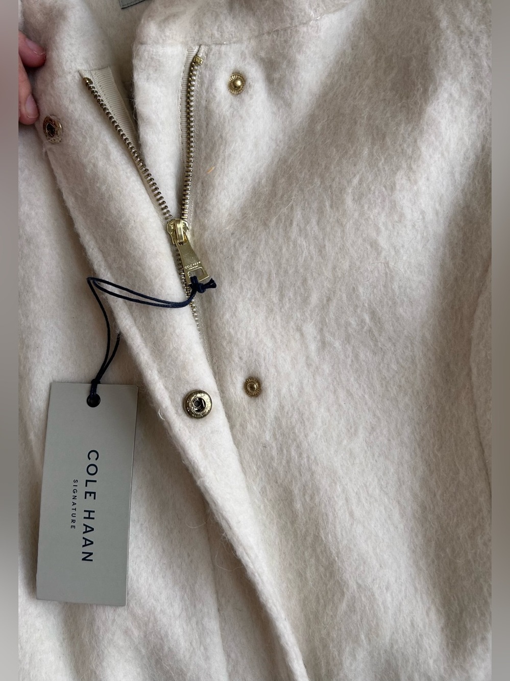 NEW Cole Haan Cream Hooded Belted Trench Coat SIZE 14 .
40% wool - Picture 5 of 11